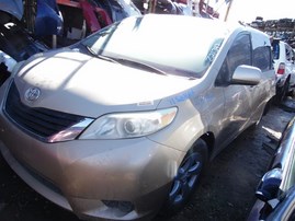 2011 TOYOTA SIENNA LE GOLD 3.5 AT 2WD Z21343